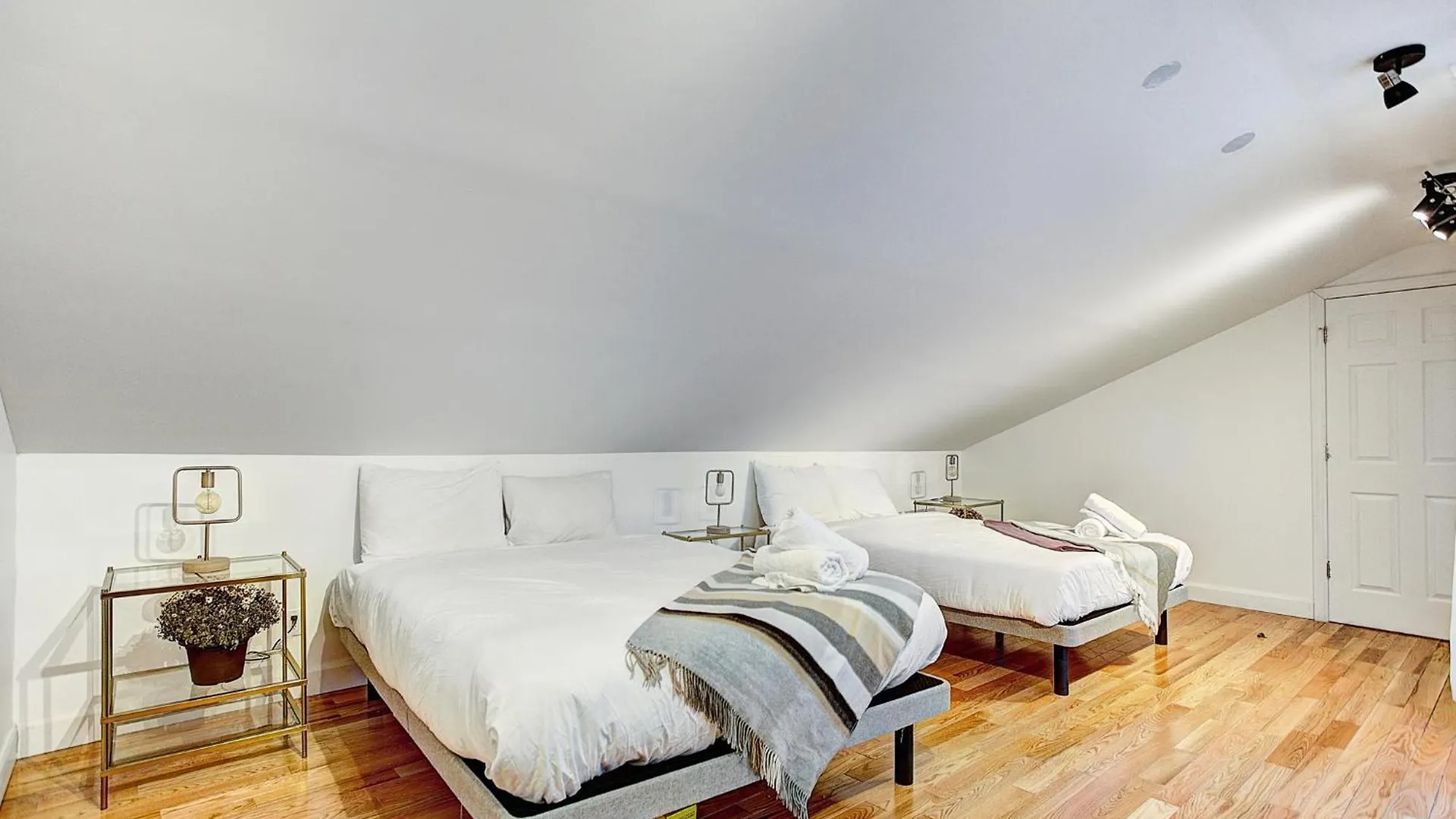 Bakan - Quartier Des Spectacles Apartment Montreal