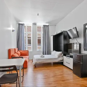 orange-studio-downtown-quebec-city.hotelsquebeccity.net/